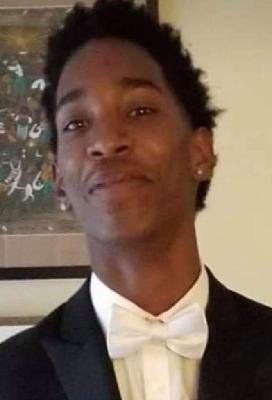 Macksantino Webb death by force case in Chicago, IL