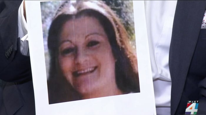 Dorothy Munsey death by force case in Jacksonville, FL